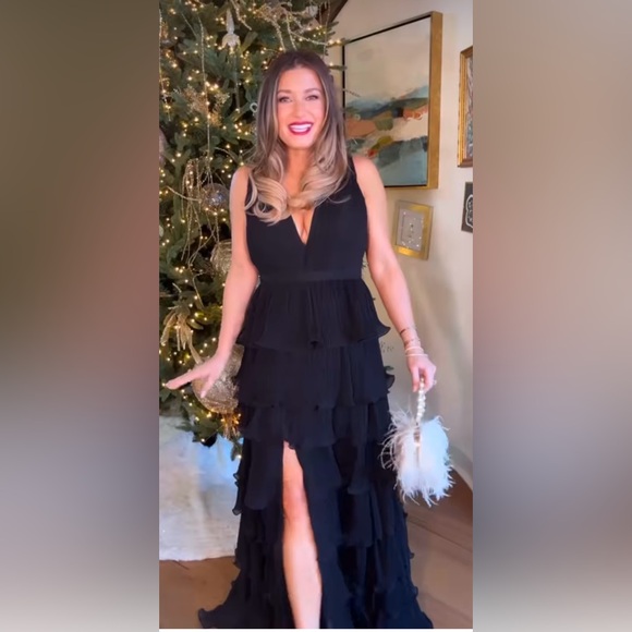 Mac Duggal Black Tie Tiered Ruffle A-Line Evening Gown Womens 6 - Picture 2 of 12